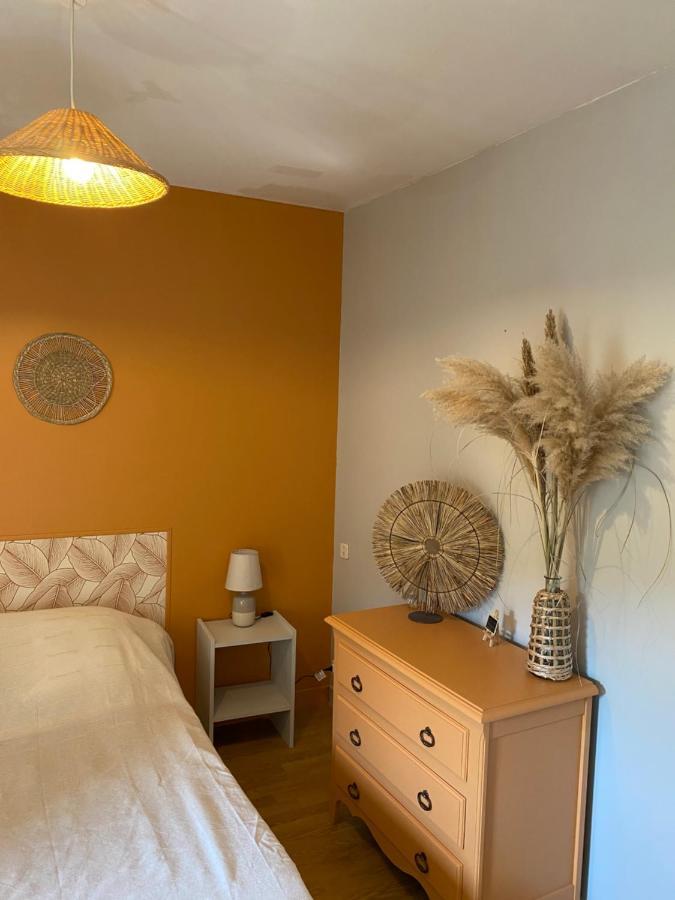 Bed and Breakfast Moulin De Latouille Exterior foto